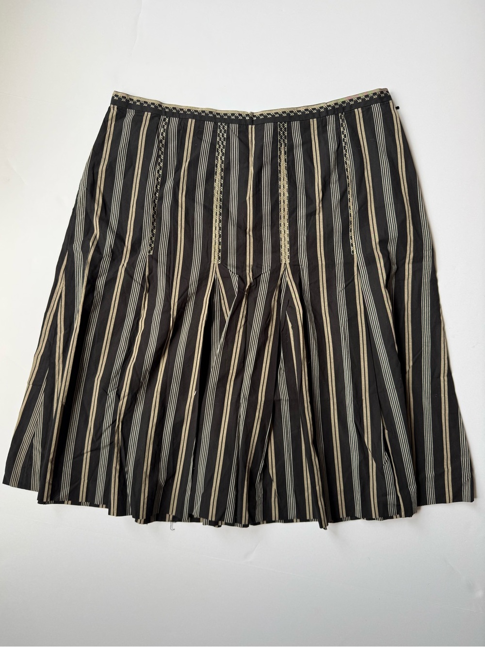 Sigrid Olsen Women’s Embroidery Black and Cream Striped A-Line Midi Skirt 10